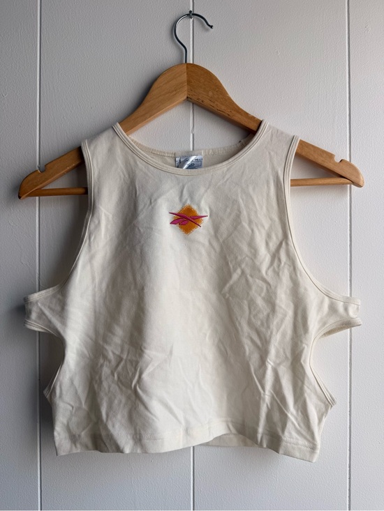 Reebok Tops - Reebok crewneck Cutout Tank Top in Cream with Embroidered Detail